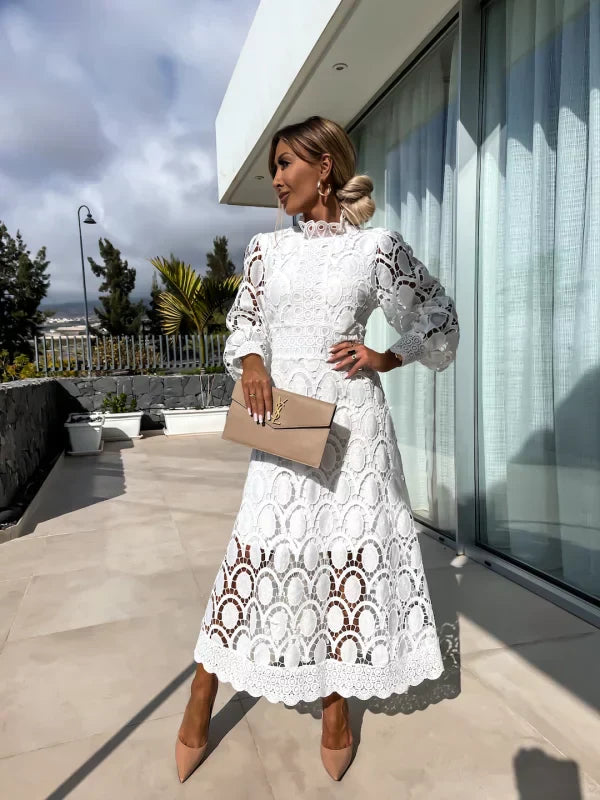 Clarissa – Elegant Lace Dress