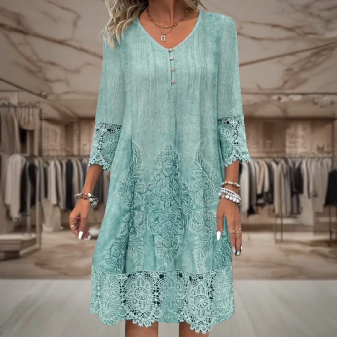 Iris - Flattering Lace Dress