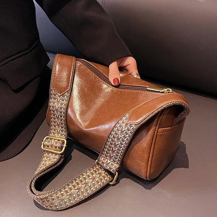 Alexandra - Stylish shoulder bag