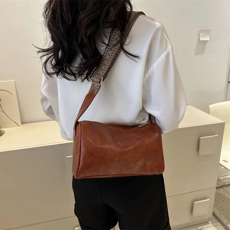 Alexandra - Stylish shoulder bag