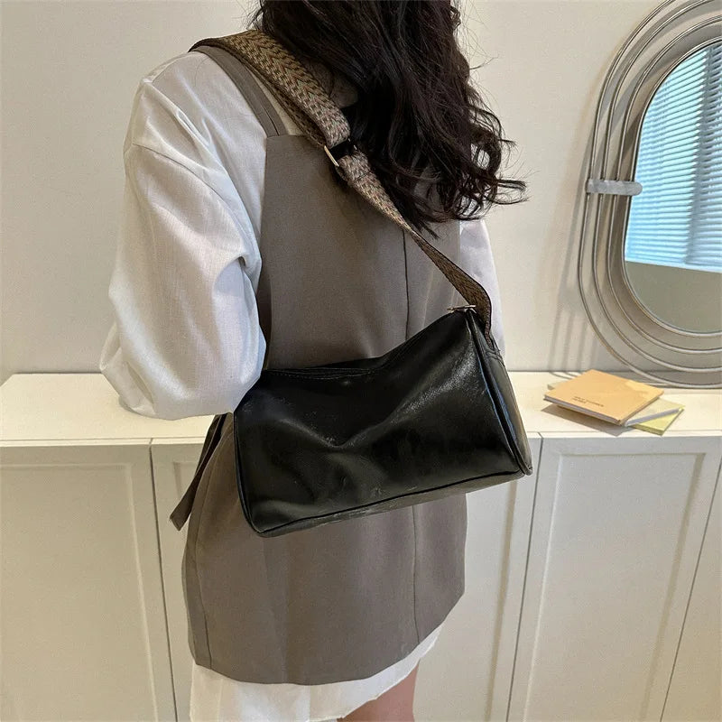 Alexandra - Stylish shoulder bag