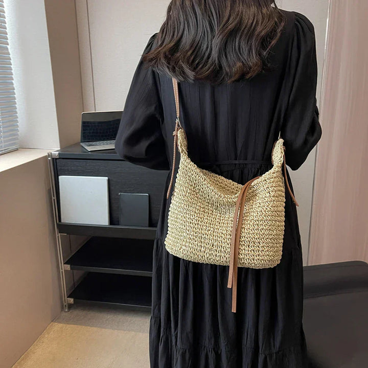 Lucy - Structured Shoulder Bag in Woven Style