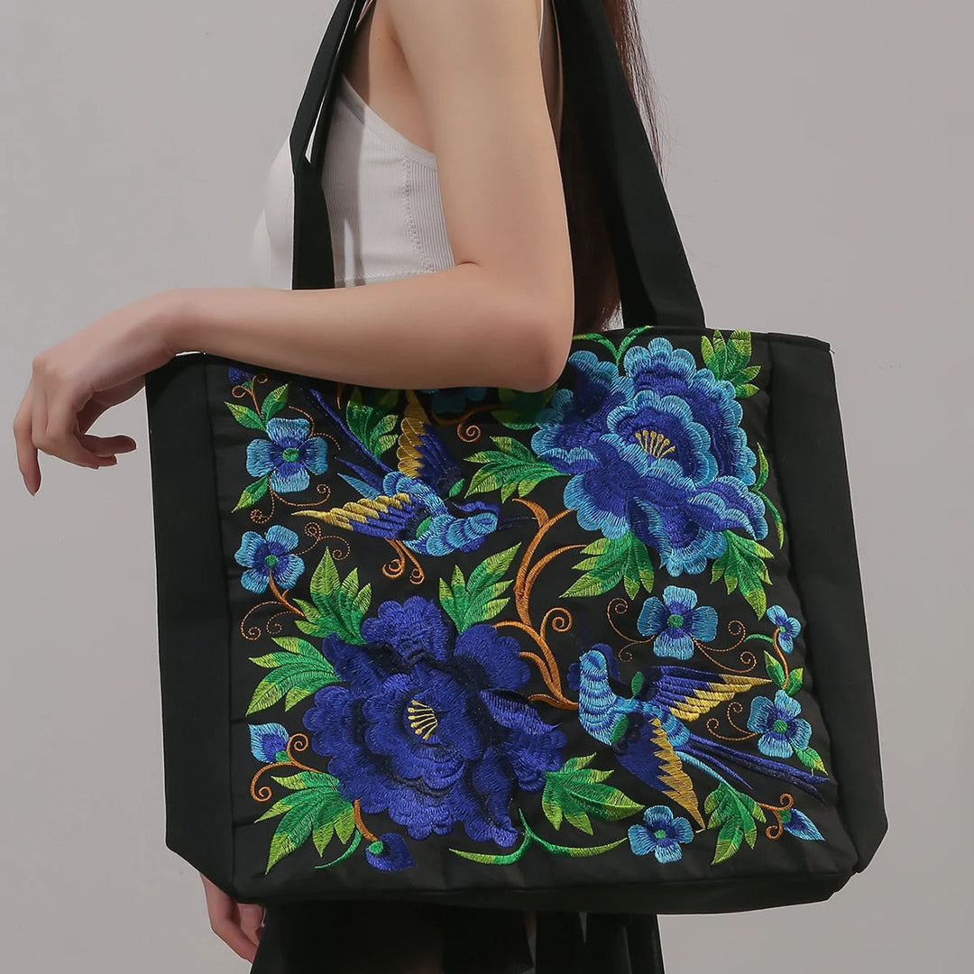 Frankie - Embroidered tote bag