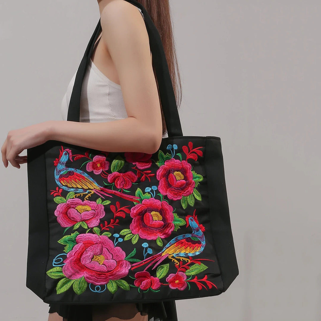 Frankie - Embroidered tote bag