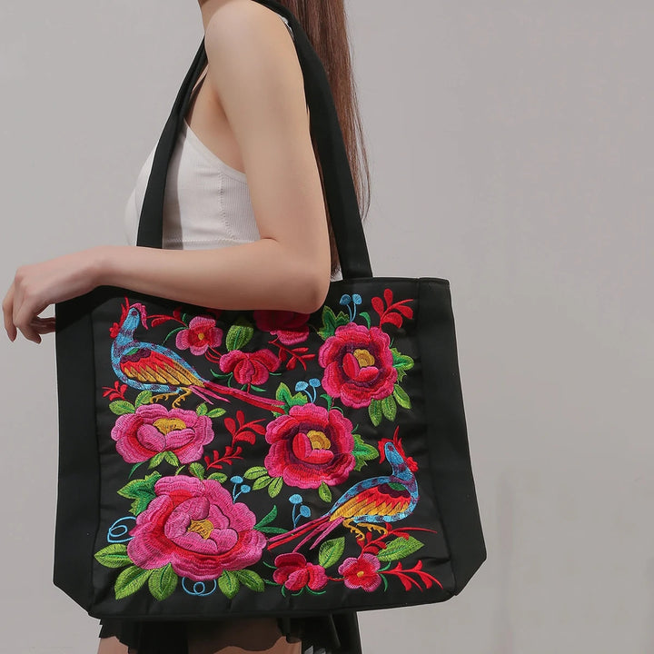 Frankie - Embroidered tote bag