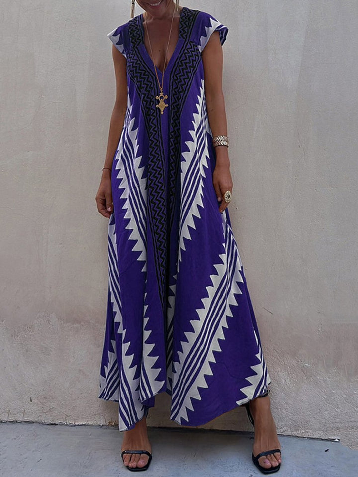 Eloise - V-Neck Sleeveless Dress