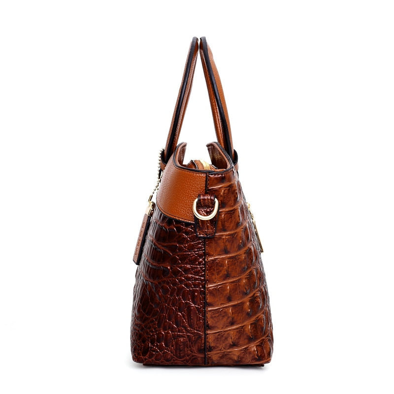 Harriet - Elegant handbag with crocodile embossing