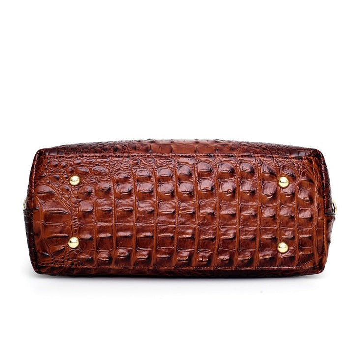 Harriet - Elegant handbag with crocodile embossing