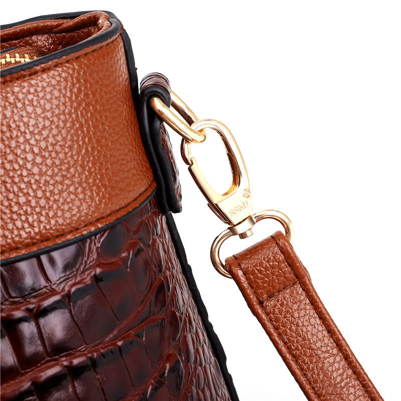 Harriet - Elegant handbag with crocodile embossing