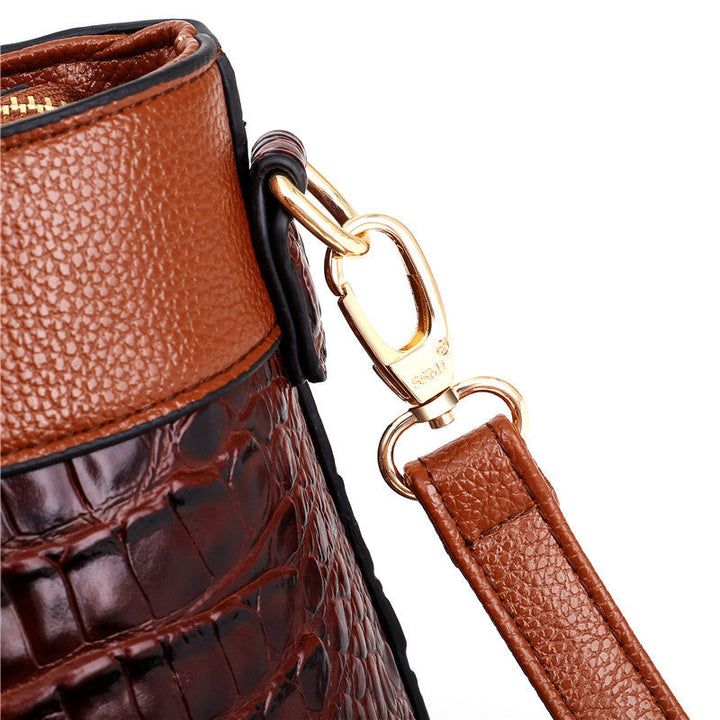 Harriet - Elegant handbag with crocodile embossing